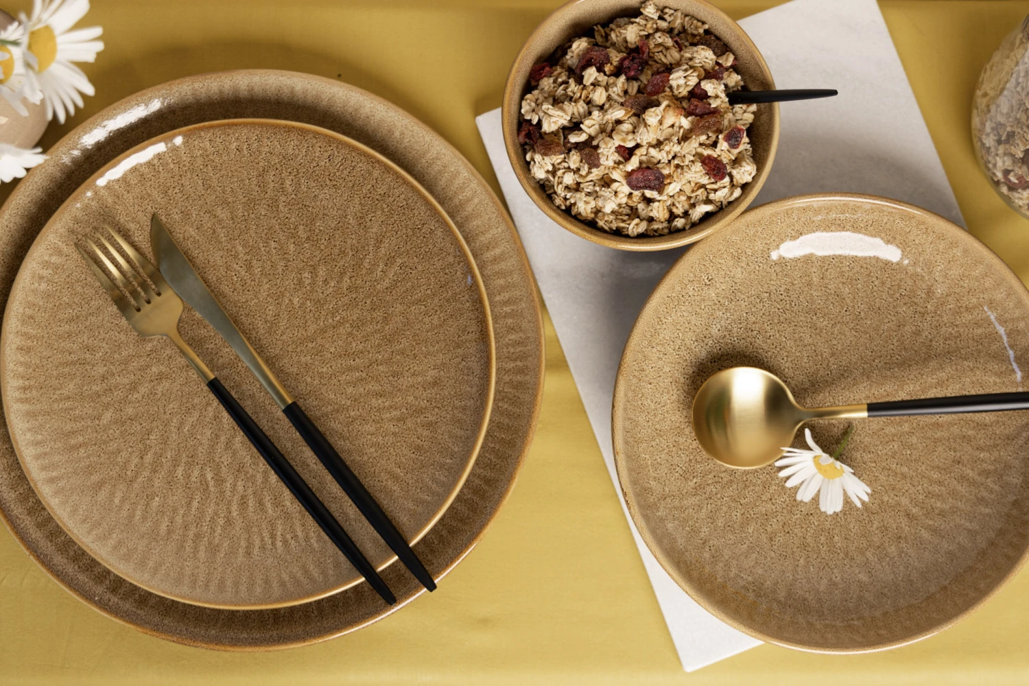 Jay Hill Serviesset Alderney - 16-delig / 4 Personen - Bruin/Geel 4 Jay Hill Serviesset Alderney - 16-delig / 4 Personen - Bruin/Geel - Afbeelding 2