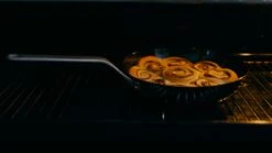 Saveur Selects Pannenset - Carbon Steel (Wokpan ø 35 Cm + Koekenpan ø 30 Cm) - Inductie En Alle Andere Warmtebronnen -Keukengerei Winkel 1200x675 2