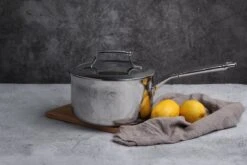 Saveur Selects Pannenset Voyage Series (Koekenpan ø 25 Cm + Steelpan ø 20 Cm) - TriPly RVS - Inductie En Alle Andere Warmtebronnen -Keukengerei Winkel 1200x800 1