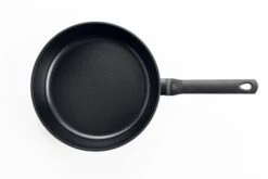 BK Hapjespan Met Deksel - Easy Induction - ø 24 Cm / 3.4 Liter - Keramische Anti-aanbaklaag -Keukengerei Winkel 2623cc62b88d3323b8e5d58649d0b88b7ff3fbed B2438.848 BK Easy Induction Skillet 28 cm with glass lid