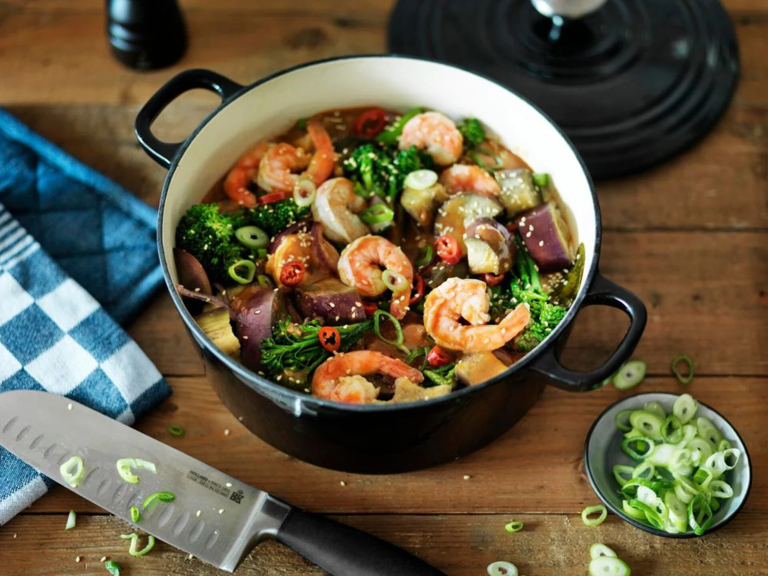 BK Braadpan Bourgogne - Aqua Blue - ø 28 Cm / 6.7 Liter 4 BK Braadpan Bourgogne - Aqua Blue - ø 28 Cm / 6.7 Liter - Afbeelding 2