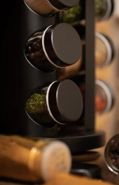 Blackwell Kruidenrek / Kruidencarrousel - Inclusief 12 Kruidenpotjes - Zwart -Keukengerei Winkel COOK4402