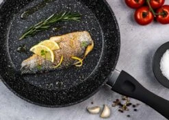 Westinghouse Koekenpan Marble - ø 26 Cm - Standaard Anti-aanbaklaag 8 Westinghouse Koekenpan Marble - ø 26 Cm - Standaard Anti-aanbaklaag -Keukengerei Winkel Clipboard02 22