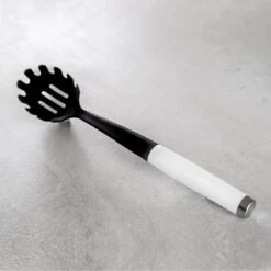 KitchenAid Spaghettilepel Classic - Wit -Keukengerei Winkel KitchenAid lyzka kuchenna CLASSIC KCG005OHWHE 5057982066437