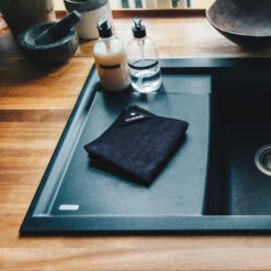 Klud Vaatdoekjes Zwart 30 X 30 - 7 Stuks 9 Klud Vaatdoekjes Zwart 30 X 30 - 7 Stuks -Keukengerei Winkel Klud microvezel vaatdoekjes zwart set van 7 5700002039019 38