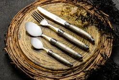 Laguiole Style De Vie Bestekset Premium Line - Parelmoer - 24 Delig / 6 Personen -Keukengerei Winkel PrCouvParel 2