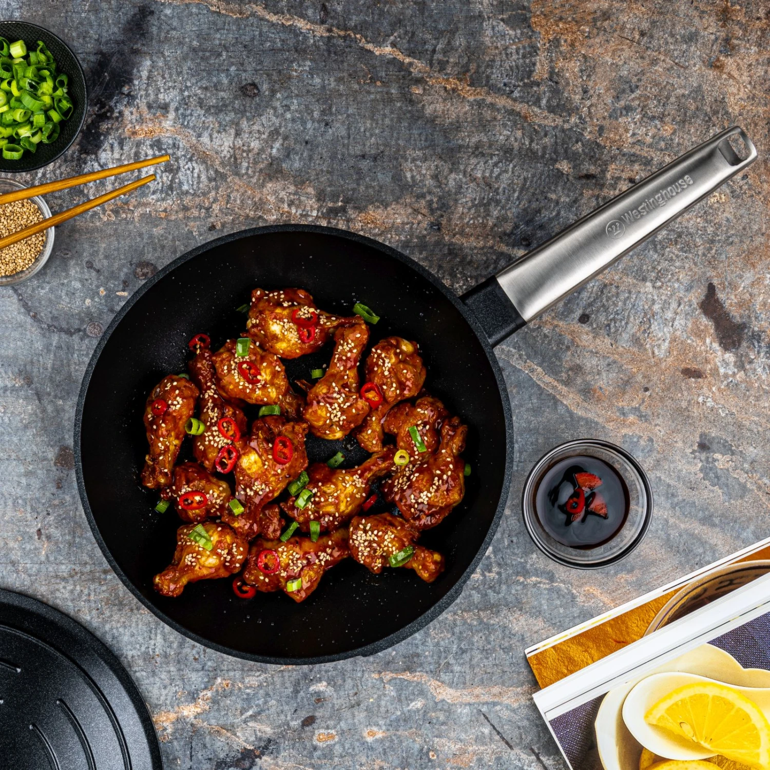 Westinghouse Koekenpan Performance - Blissful Black - ø 28 Cm - Standaard Anti-aanbaklaag 11 Westinghouse Koekenpan Performance - Blissful Black - ø 28 Cm - Standaard Anti-aanbaklaag - Afbeelding 9