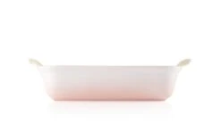 Le Creuset Ovenschaal Heritage - Shell Pink -26 X 19 Cm / 2.4 Liter -Keukengerei Winkel le creuset ovenschaal shell pink 26cm 2